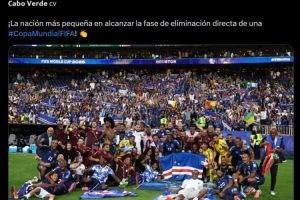 FIFA公布佛得角国家队合影：该国为世界杯淘汰赛中最年轻参赛国