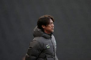 孙兴慜非首发，洪明甫表示等待场上空间扩大后再派上场效果更佳