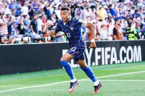 法国超跑！姆巴佩全场奔跑8290.1米，最高时速达36.5km/h！
