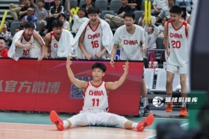 小李广高效输出,张淳智10投8中独揽24分,三分球7中6助力全队